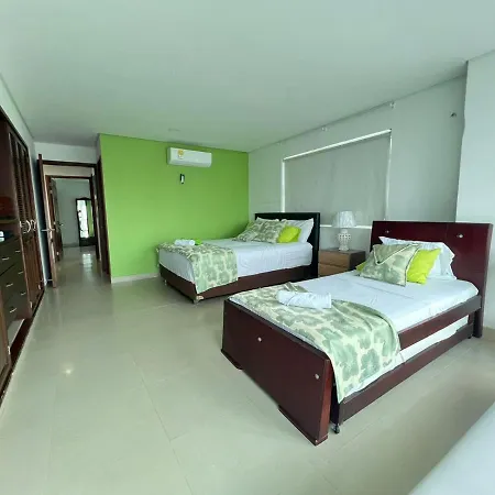 Apartamento En Cartagena, Torres De El Lago Cartagena